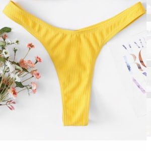 Triangle/ thong bikini bottom
